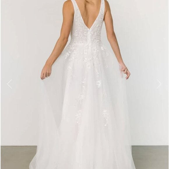 Baltic Born "Forever Tulle" Bridal Gown in Off White, Size Large - Picture 7 of 12